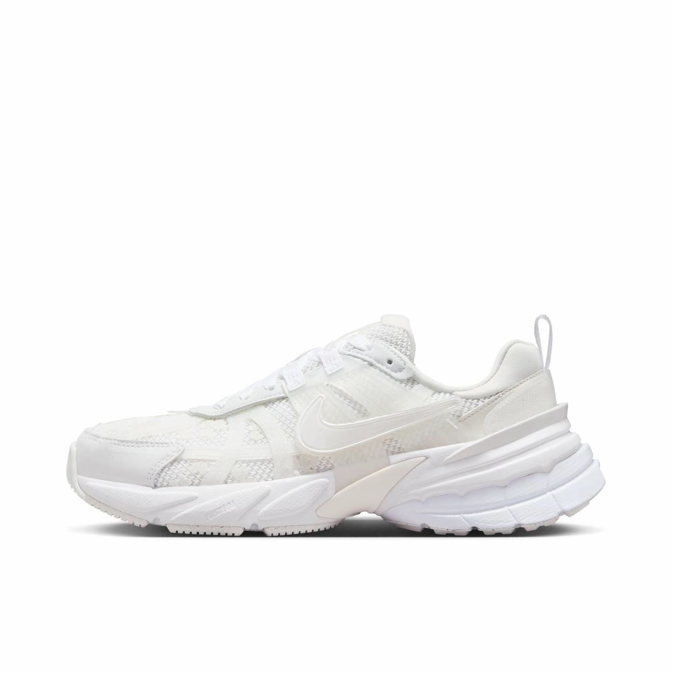 NIKE耐克V2K RUN女子跑步鞋
