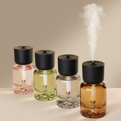 2026新款车载香薰汽车喷雾香氛去异味车内饰品摆件车用