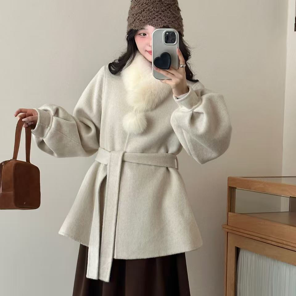 多多羊毛外套(配可拆卸真狐狸毛围脖腰带)（含100羊毛）YS2-n2829