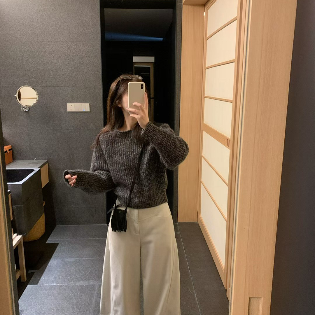 多多设计质感气质老钱粗线毛衣毛衣(配包包)(含20羊毛)EM83050