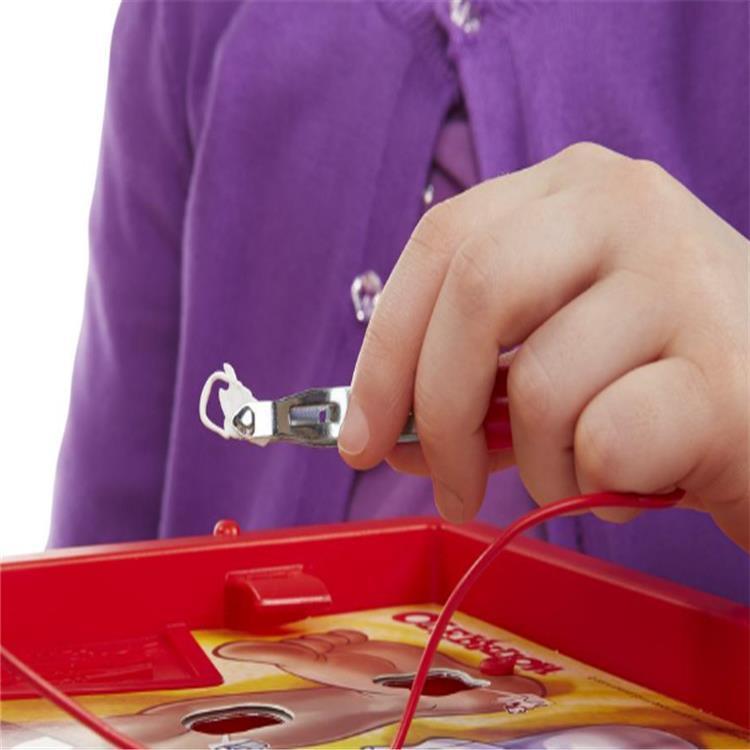 手术操作游戏 Operation Game 圣诞节圣诞老人玩具英语卡牌桌游