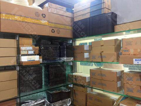 GMS90C32 LGS DIP-40 拍前请询价