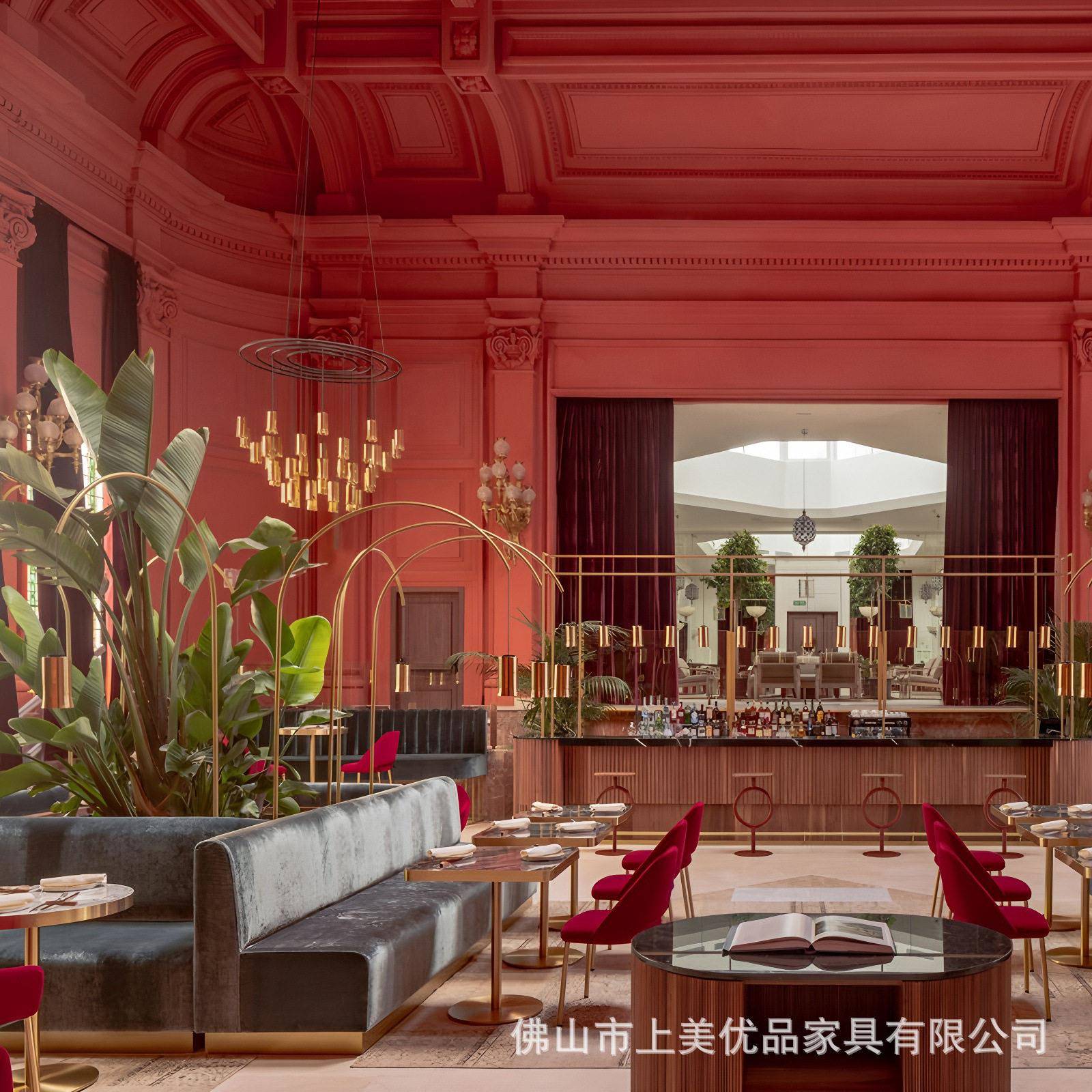 轻奢网红餐厅弧形卡座大理石餐桌复古餐椅会所商用成套餐饮家具