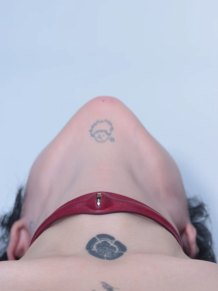 Small design choker, red bracelet, beads, accessory