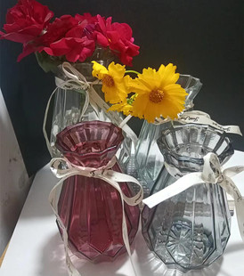 新款菱形钻石玻璃插花瓶北欧风格家具餐厅摆设水培玻璃花瓶绿萝瓶