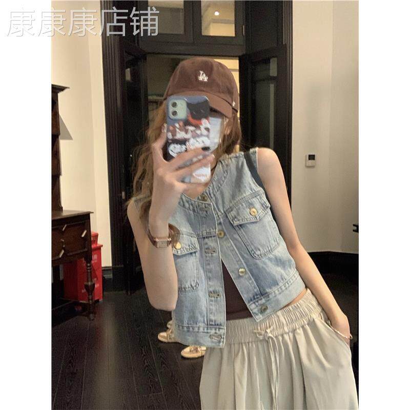 欧洲站复古短款牛仔背心马甲外套女2026年新款宽松无袖背心上衣潮