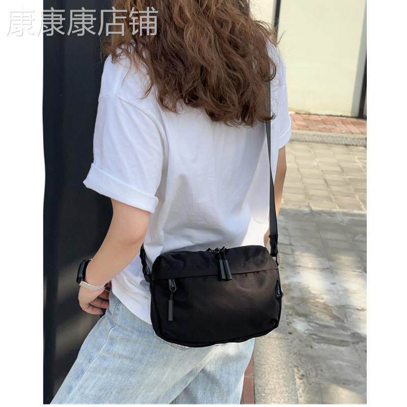 轻奢时尚百搭多夹层小方包男2025新款日系休闲防水尼龙斜挎小包女