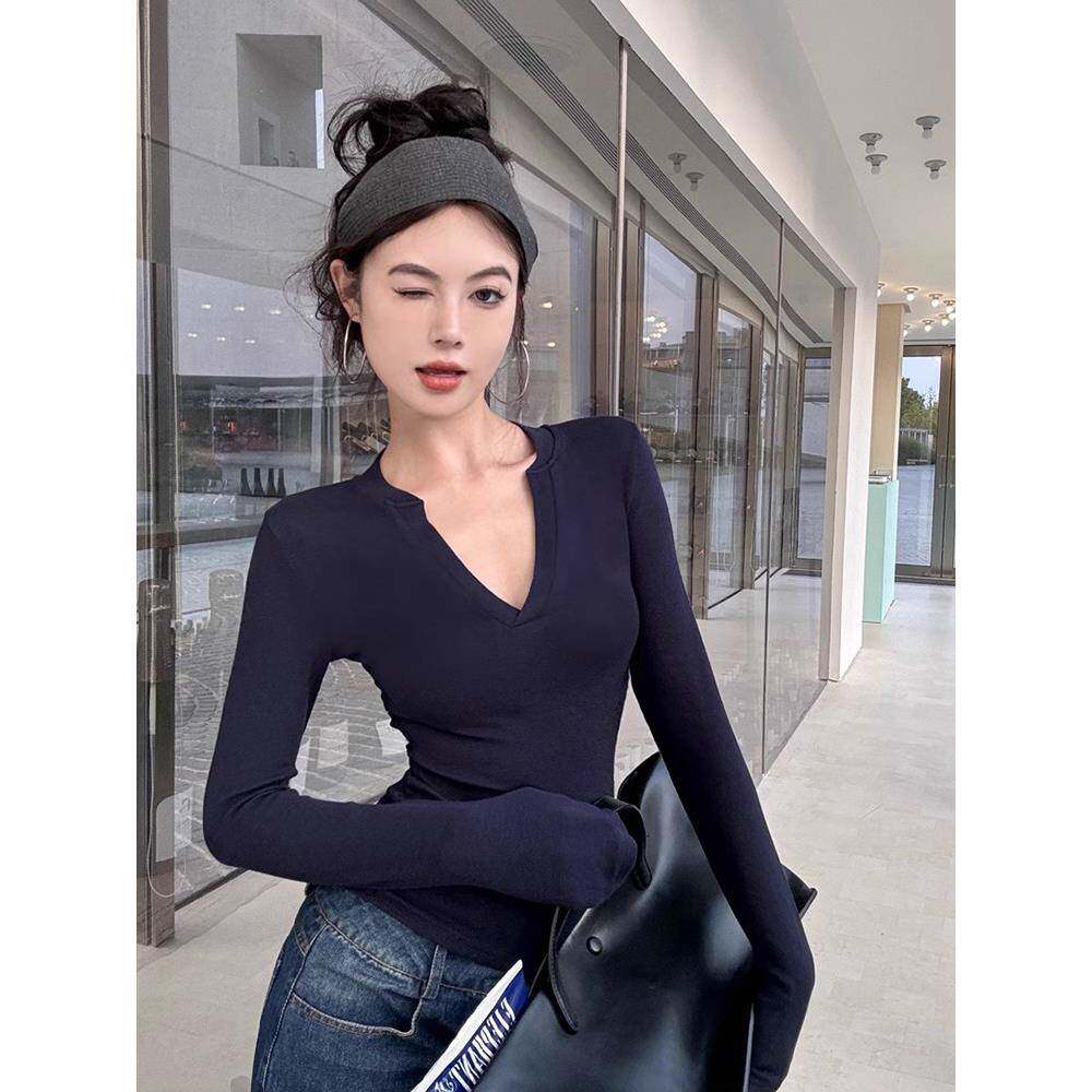 2025春秋新款V领打底衫女性感紧身显胸大辣妹今年爆款上衣正肩t恤