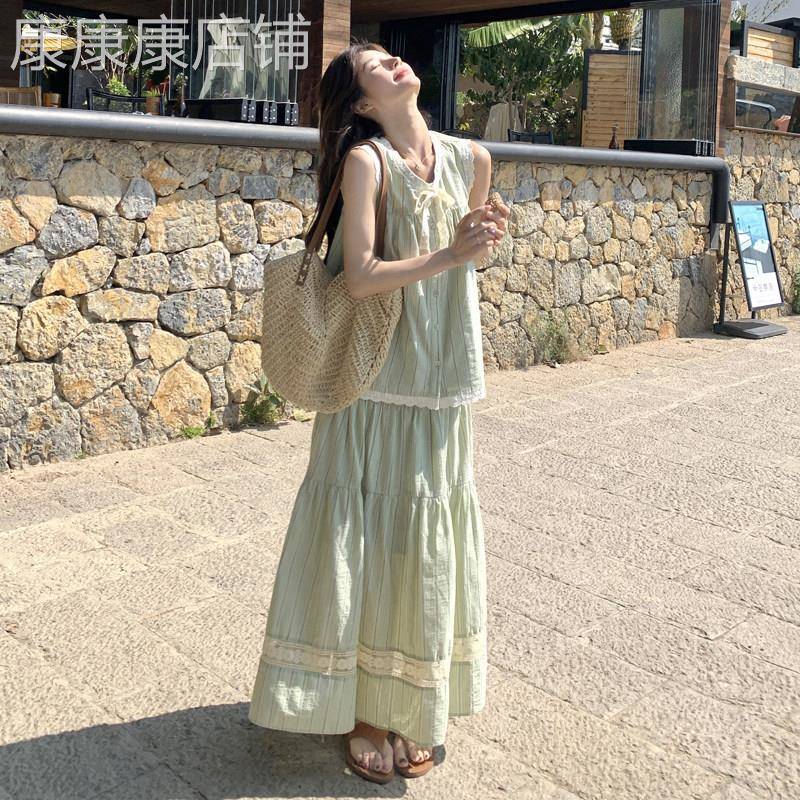 浅绿色条纹蕾丝花边无袖背心半身裙两件式套装2026夏日绝美套装穿