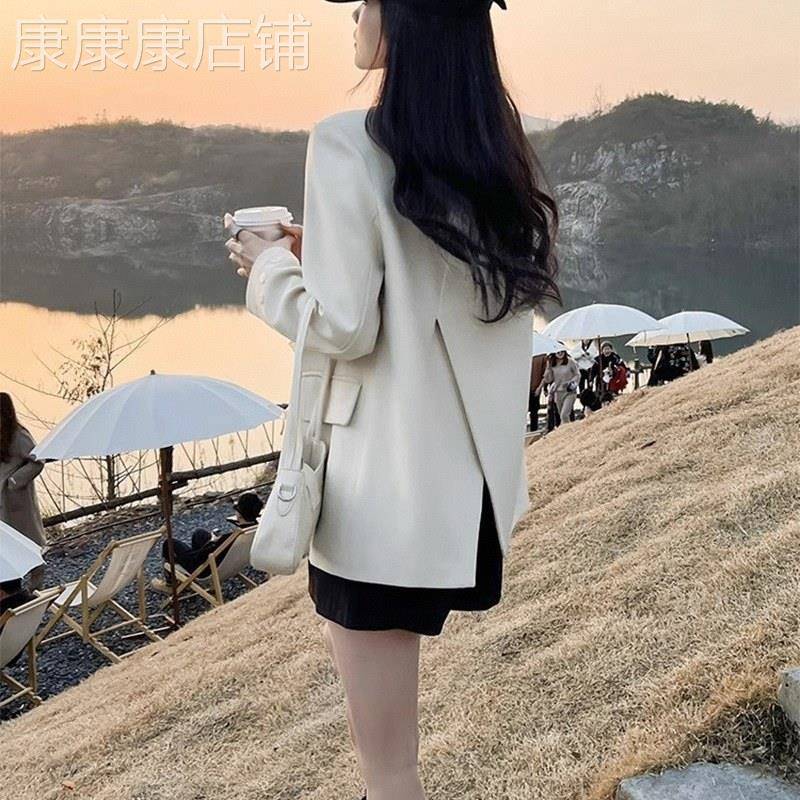 米白色西装外套女士春秋季欧货休闲职业ol正装西服小个子薄款上衣