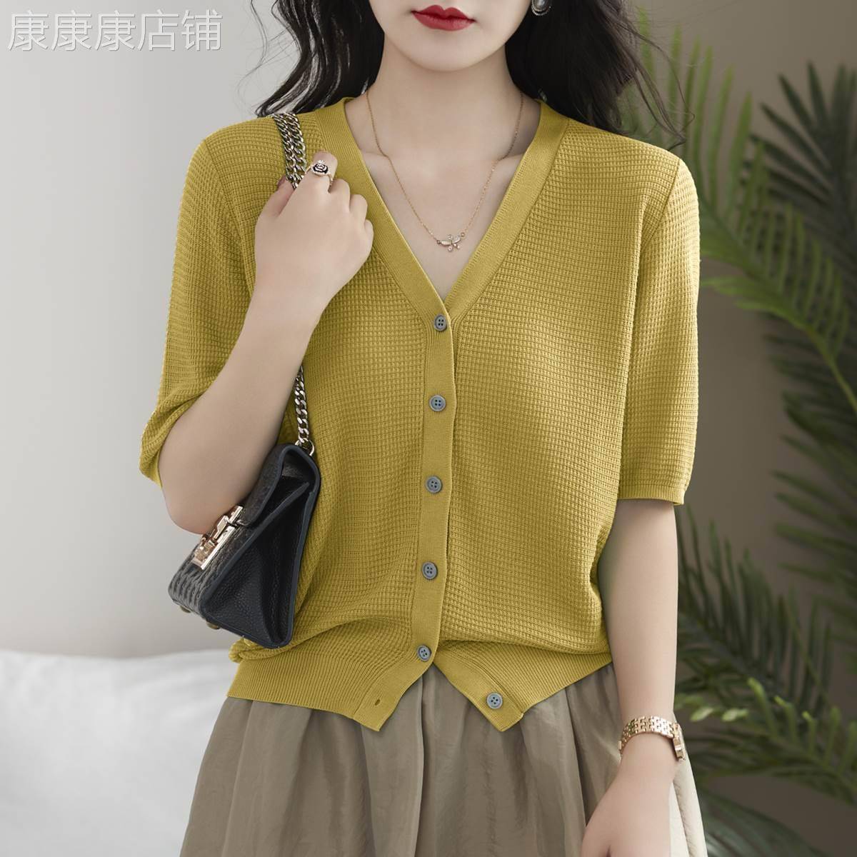 冰丝V领针织开衫女夏季2026新款设计感小众时尚减龄半袖短款上衣