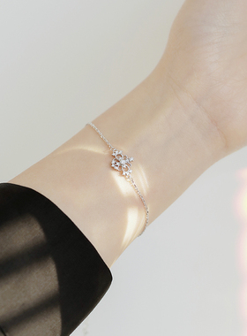 复古高级感鸢尾花闺蜜