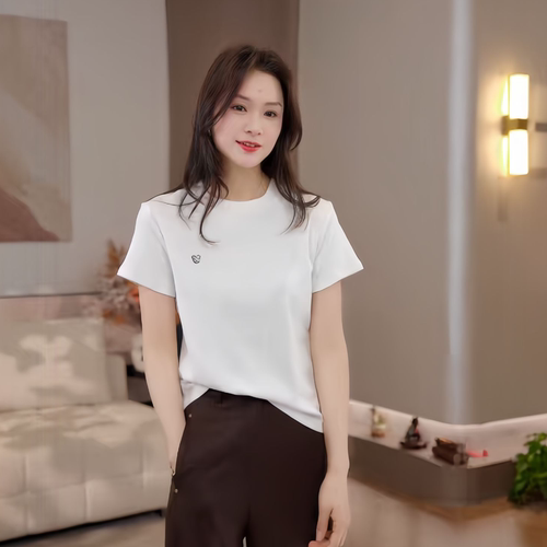 豆豆DE【小熊T】精致小标简约圆领显瘦纯色打底衫短袖T恤26CT9100