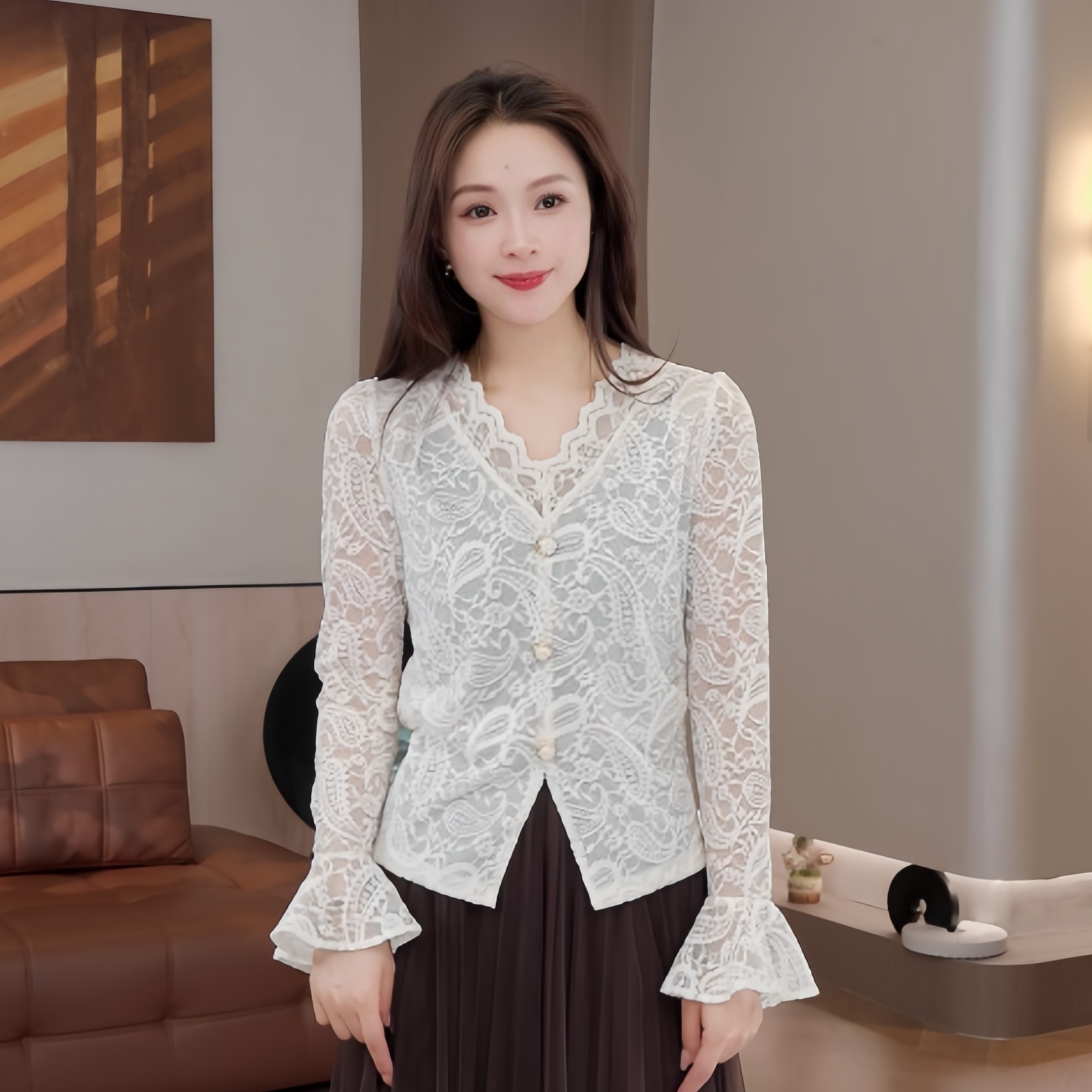 豆豆6【蕾丝衫】花瓣袖设计感小众套头镂空显瘦秋季洋气-DQ1738