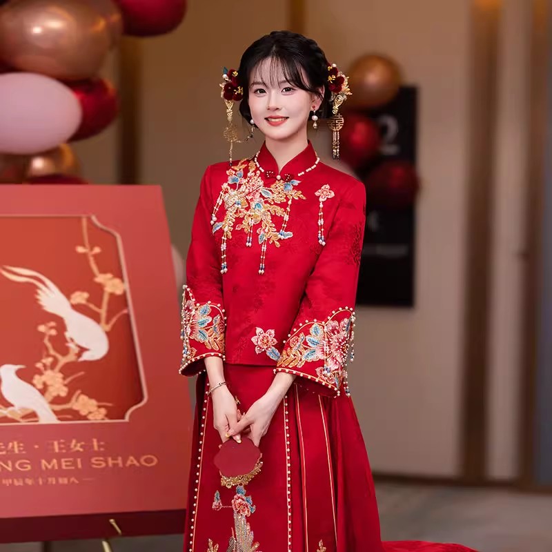 新中式新娘订婚服中式嫁衣