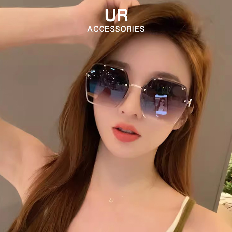 【旗舰店】时尚高级不挑脸遮阳镜