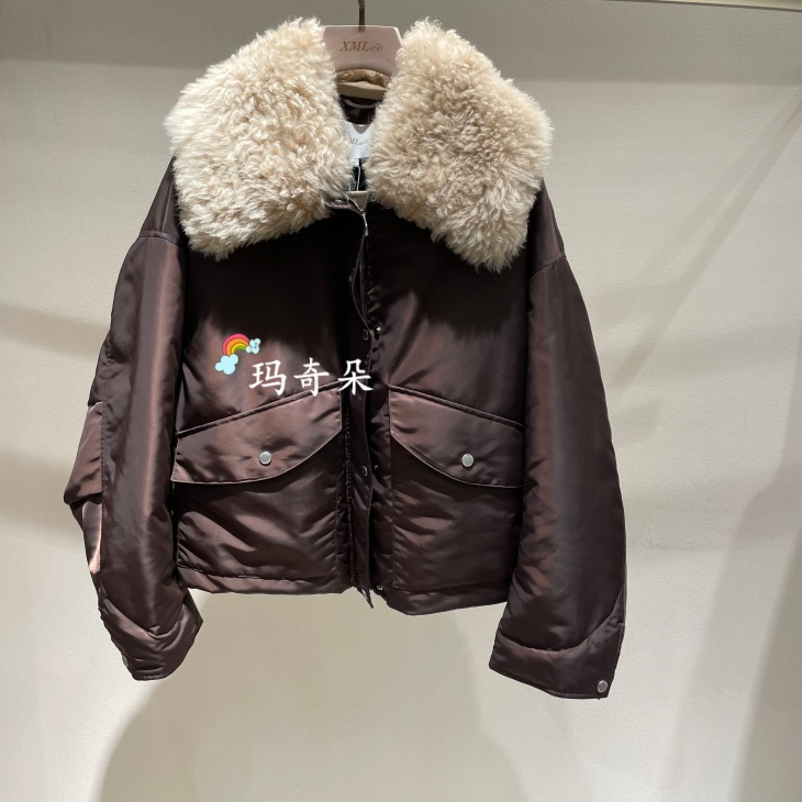 香港艾米尔XMLEE2025年秋冬新款 羽绒服 X543Y7718-9990