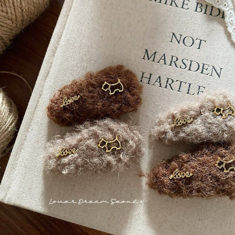 韩国ins秋冬新款金色字母小狗bb