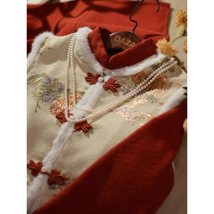 两件套新中式马甲旗袍套装复古红色长袖高端修身改良2025新款秋冬