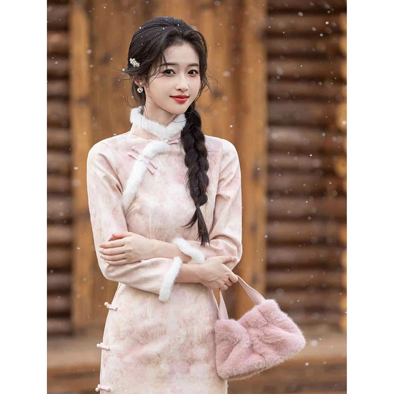 【粉玫瑰】复古风粉色保暖毛绒领旗袍2025年冬加绒新款日常穿,女装/女士精品,旗袍,淘宝优惠券,粉丝福利购,淘宝优惠卷