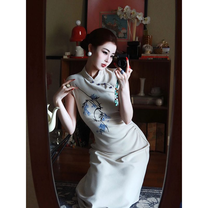 新中式女装米白立领掐腰印花旗袍