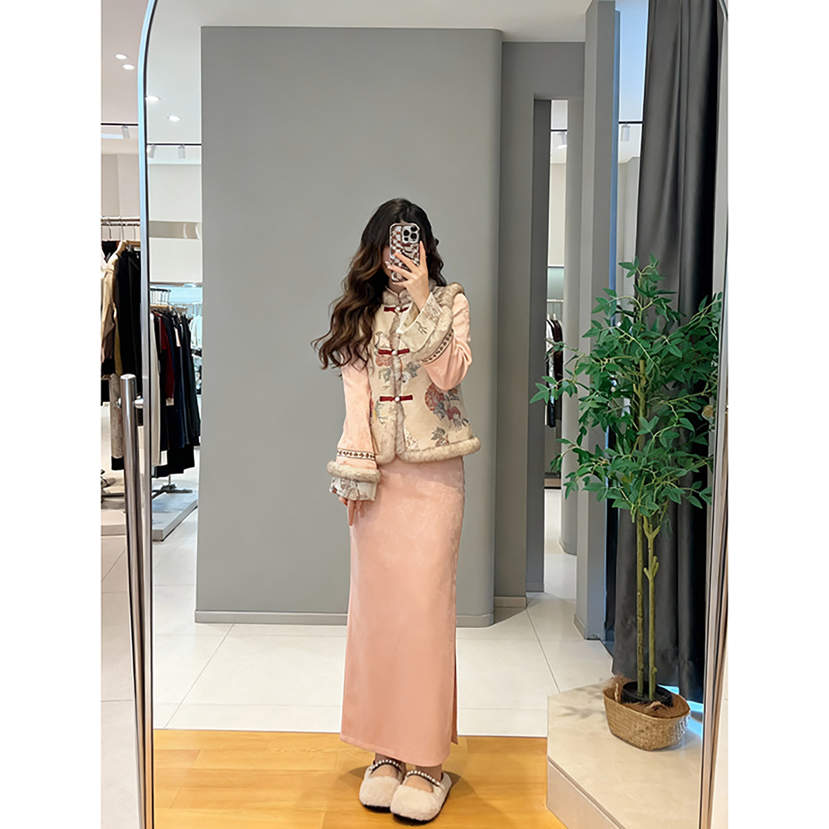 【遇年】冬季新中式温柔气质马甲连衣裙加绒加厚年轻改良旗袍冬季,女装/女士精品,旗袍,淘宝优惠券,粉丝福利购,淘宝优惠卷