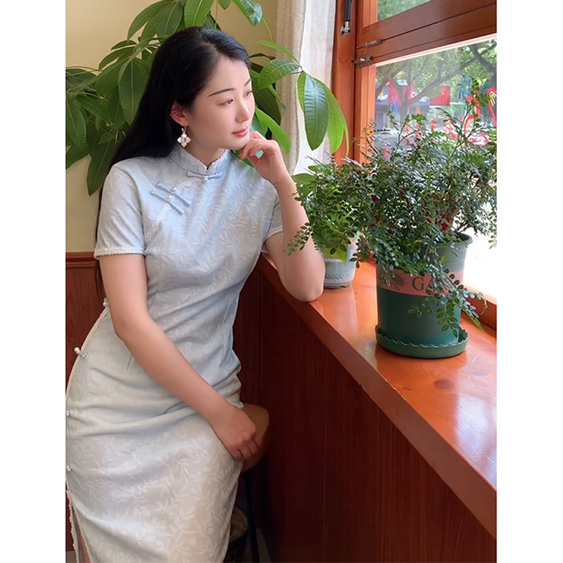 蓝色旗袍2025新款改良年轻款少女图片