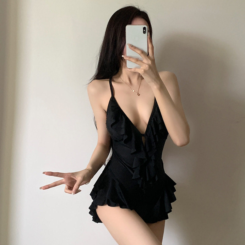 时尚韩版女连体纯色泳衣小胸聚拢露背性格辣妹学生沙滩度假