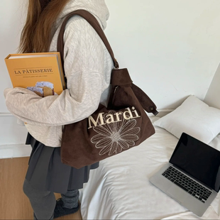 美式 大容量百搭单肩包通勤女包 复古花朵麂皮托特包包女2025冬新款