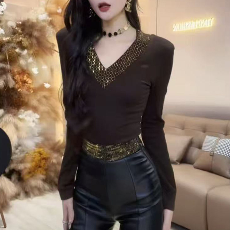 独特别致打底衫掐腰显瘦上衣女内搭高级感V领烫钻气质秋冬长袖T恤