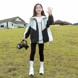 女童秋装外套2025新款中大童韩版洋气时髦冲锋衣运动学生春秋衣服