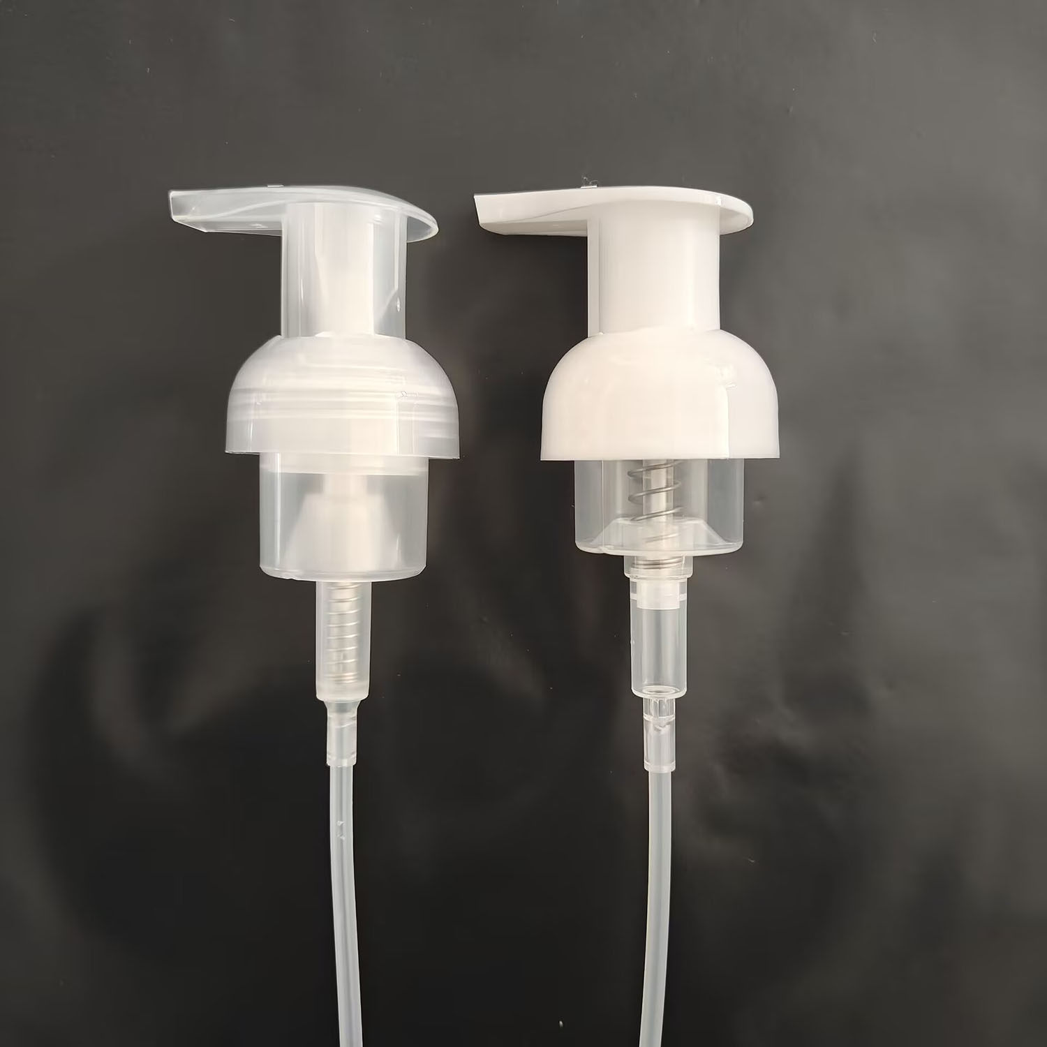 洗手液泡沫按压头慕斯起泡器洗面奶发泡按压泵头化妆品瓶泡沫配件图片