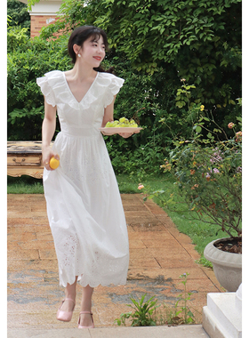 许大晴法式白色夏季飞飞袖连衣裙