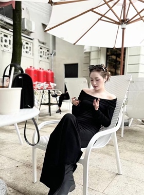 DQ女巫帽连帽长裙舒适法式显瘦女连衣裙秋冬潮流新款超柔弹力女装