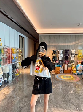 DQ+美式复古手绘米奇印花撞色长袖T恤宽松短款上衣卡通秋冬新款女