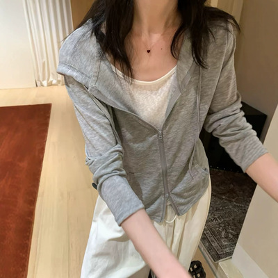 假两件连帽防晒长袖T恤女凉感