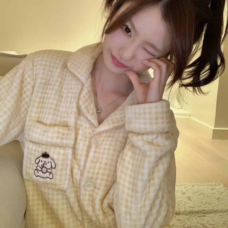 睡衣女卡通加厚加绒珊瑚绒家居服