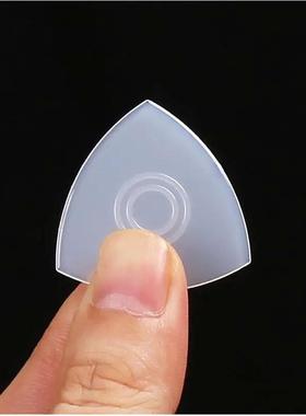 中阮拨片专业柳琴月琴大阮演奏三角尼龙弹片拨子防滑耐磨乐器配件