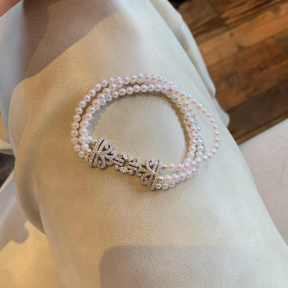 珍珠手链轻奢法式多层施家叠戴手饰满钻波斯文女高级感小众精致