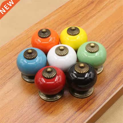 New Design Ceramic Gold Retro Handle Pull Knob Cabinet Door