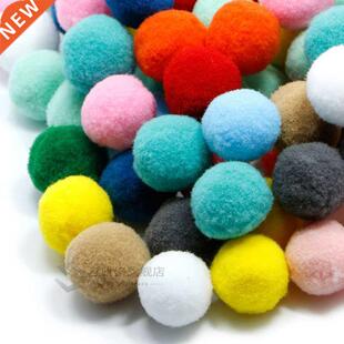 100 pcs DIY Crafts Colourful Mini Fluffy Pom poms Felt 10mm