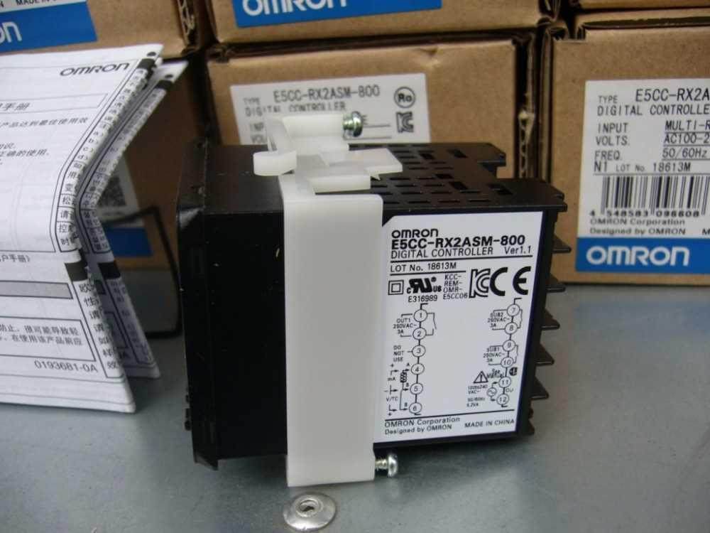 E5CC-RX2ASM-800 Original New Temperature Controller E5CCRX2A
