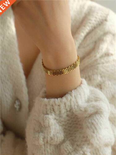 Titanium With 18K Chained Band Bracelet Women Jewelry Chic G