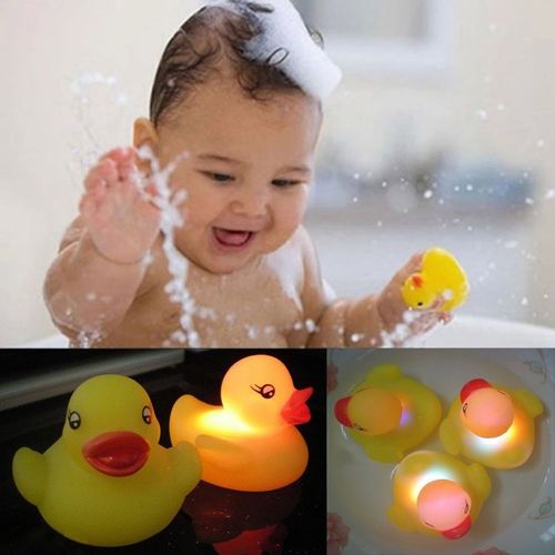 Yellow Rubber Duck Bath Flashing Light Toy Auto Color Changi