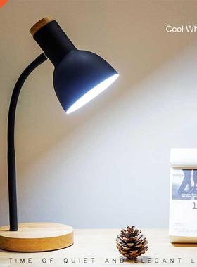 Creatve Wooden Art ron LED Foldng Nordc Desk Lamp Eye Pr