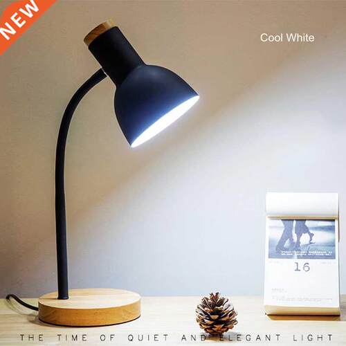 Creatve Wooden Art ron LED Foldng Nordc Desk Lamp Eye Pr