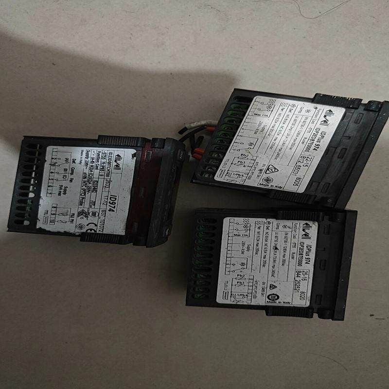 意大利 伊力威IDPlus 974      两个 (议价）