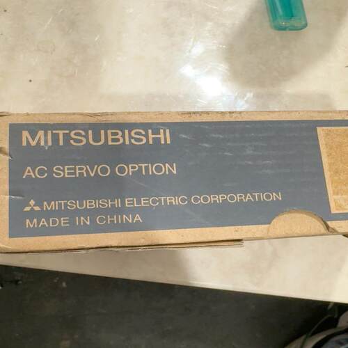 三菱伺服编码线MR-JCCBL2M-H进口线，未拆封(议价）