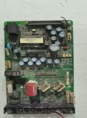 安川F7变频器驱动板ETP617134 模块已拆，板(议价）