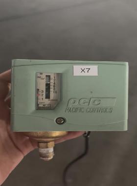 太平洋PCG压力控制器PSNS-C110，实物拍摄。(议价）